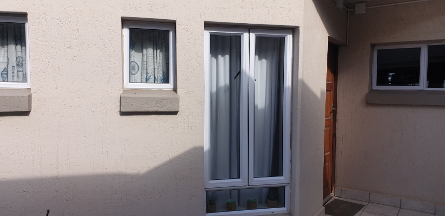 1 Bedroom Property for Sale in Dana Bay Western Cape
